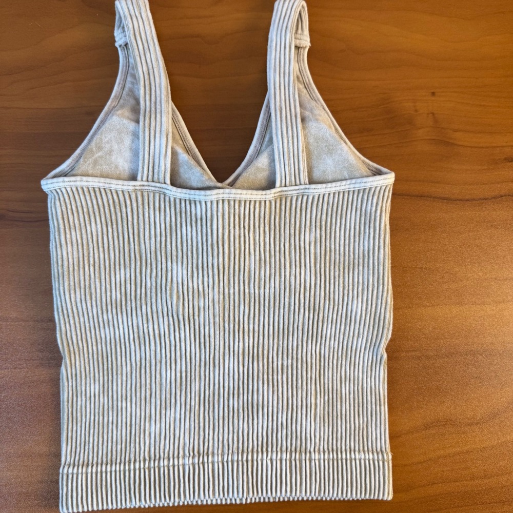 ZENANA‎ Washed Light Brown Ribbed V Neck Cropped Tank Size S/M NTW-6279A - Picture 7 of 8